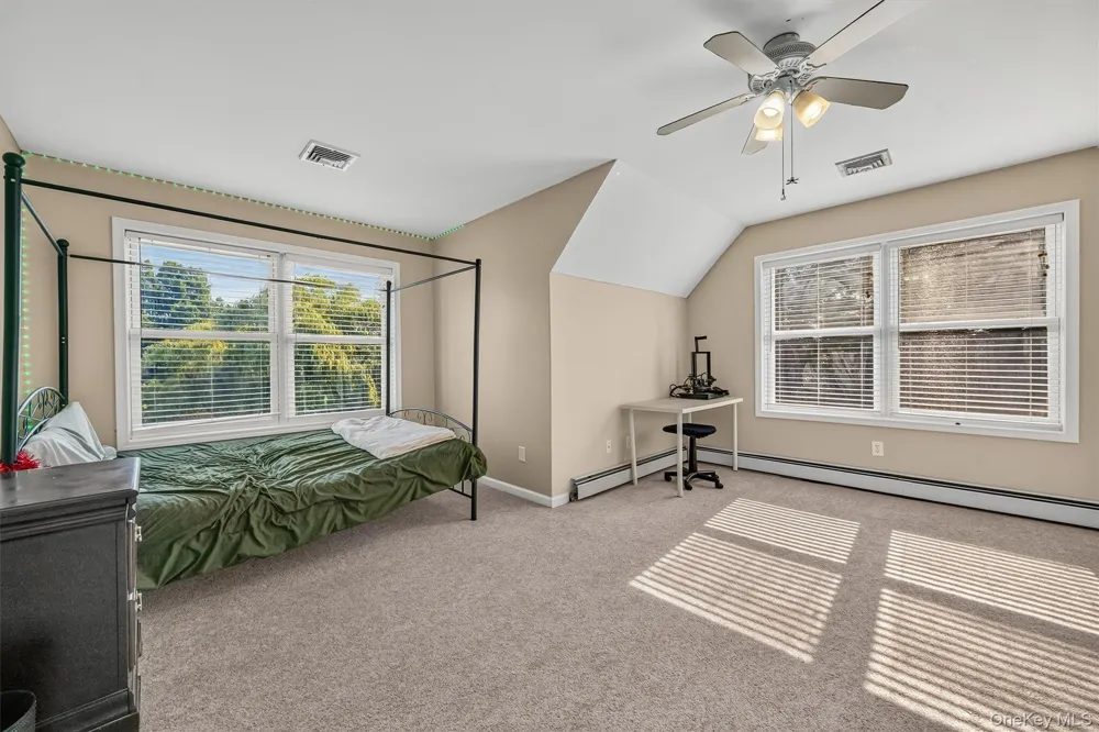 15 Winston Place Marlboro, NY 12542