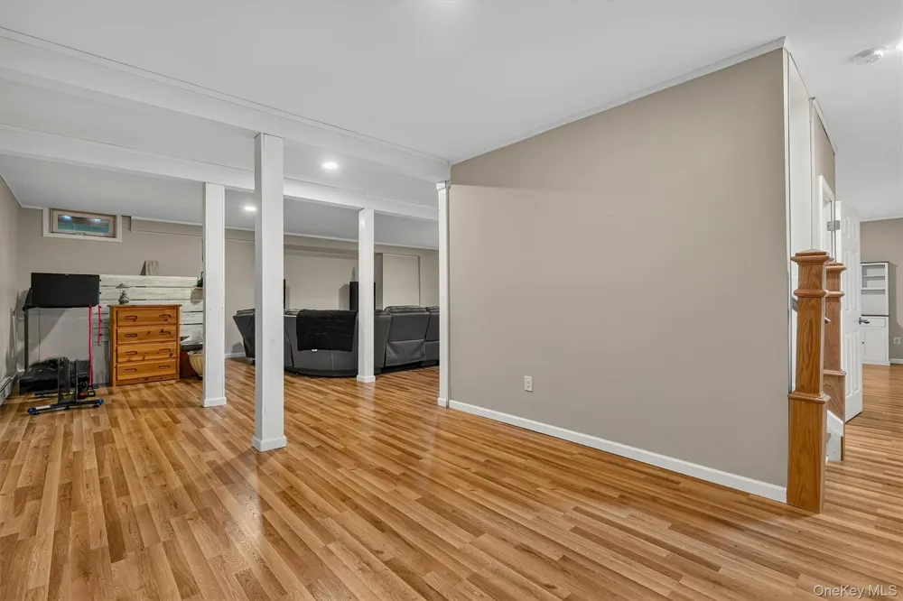 15 Winston Place Marlboro, NY 12542