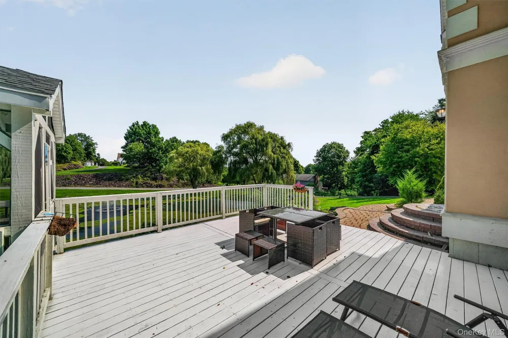 15 Winston Place Marlboro, NY 12542