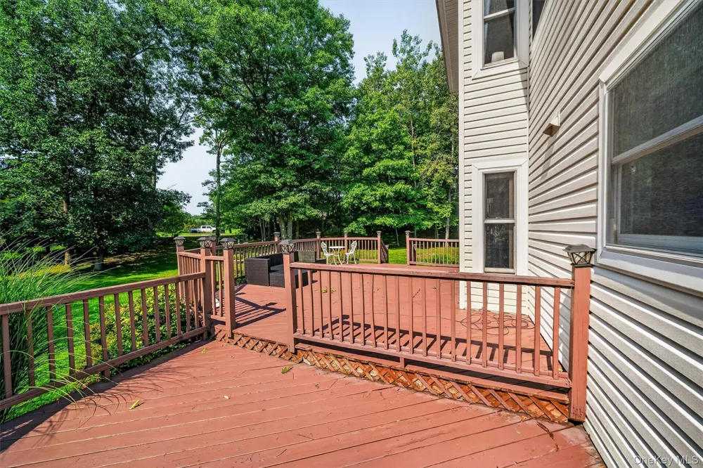 15 Winston Place Marlboro, NY 12542