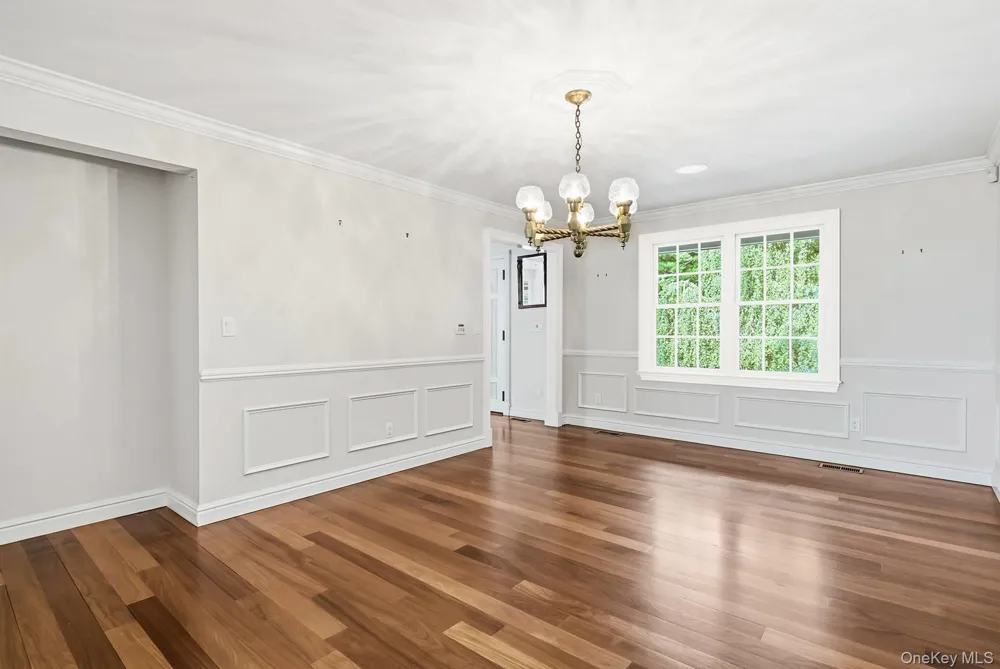 11 Pheasant Lane Remsenburg, NY 11960