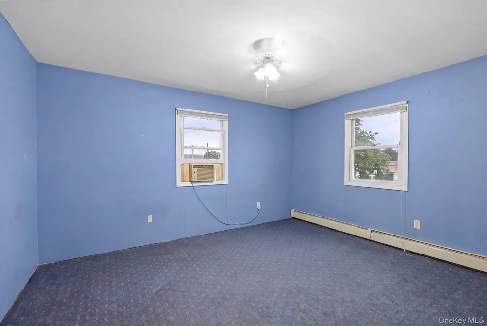 28 Book Lane Levittown, NY 11756