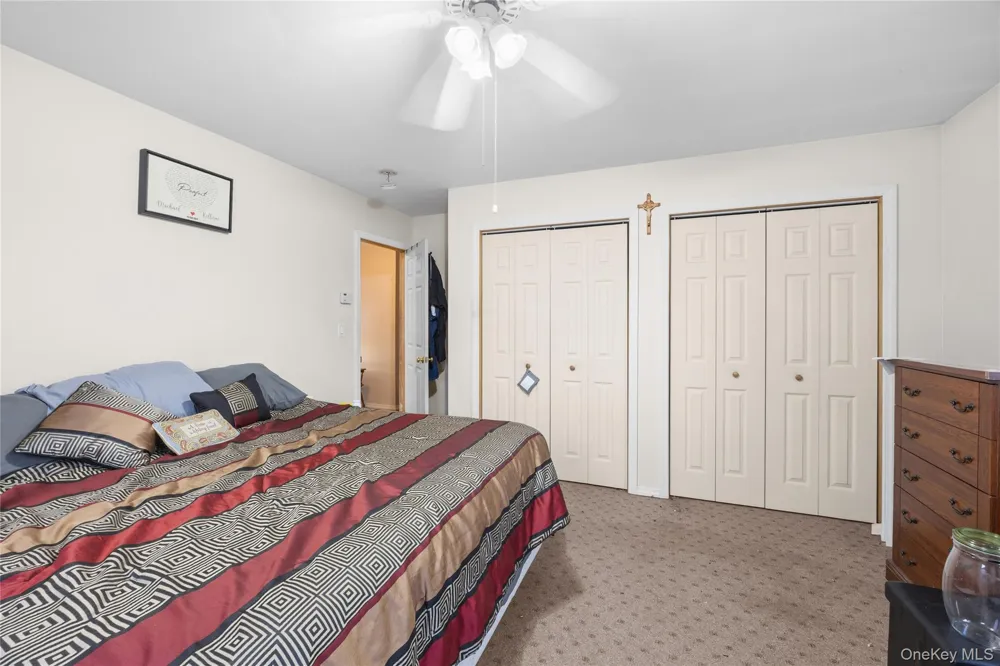 28 Book Lane Levittown, NY 11756
