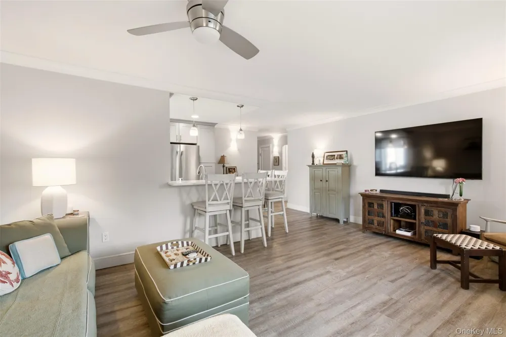 135 Post Avenue #2J Westbury, NY 11590