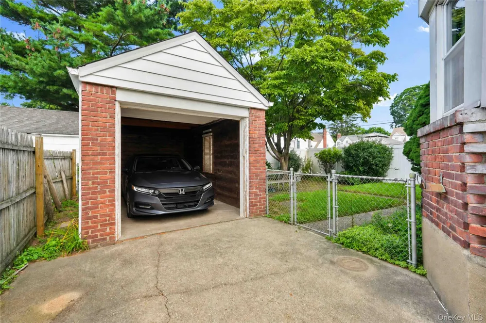 35 Mayfair Avenue West Hempstead, NY 11552