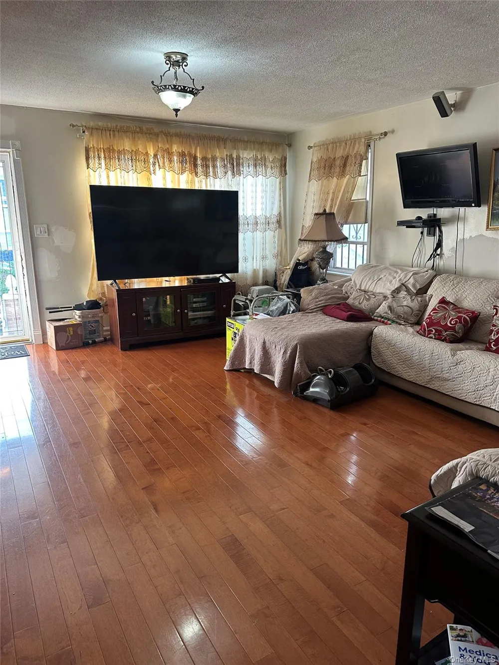 106-15 Pinegrove Street Jamaica, NY 11435