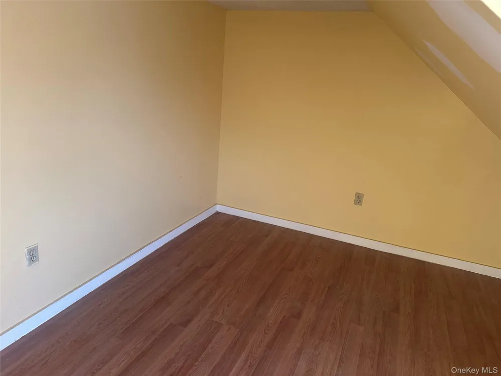 106-15 Pinegrove Street Jamaica, NY 11435