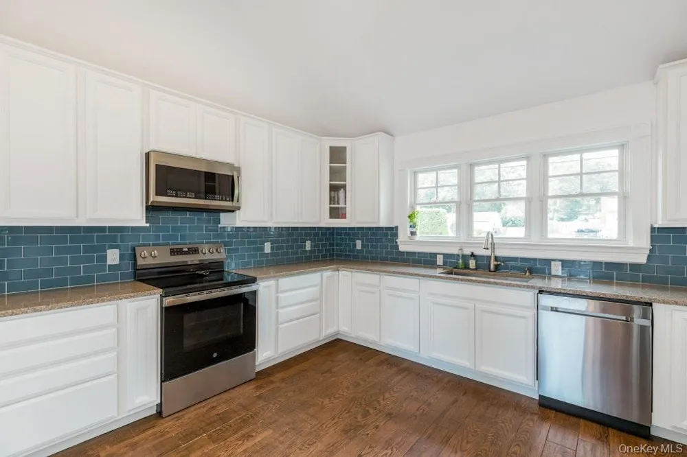 111 W Tiana Road Hampton Bays, NY 11946