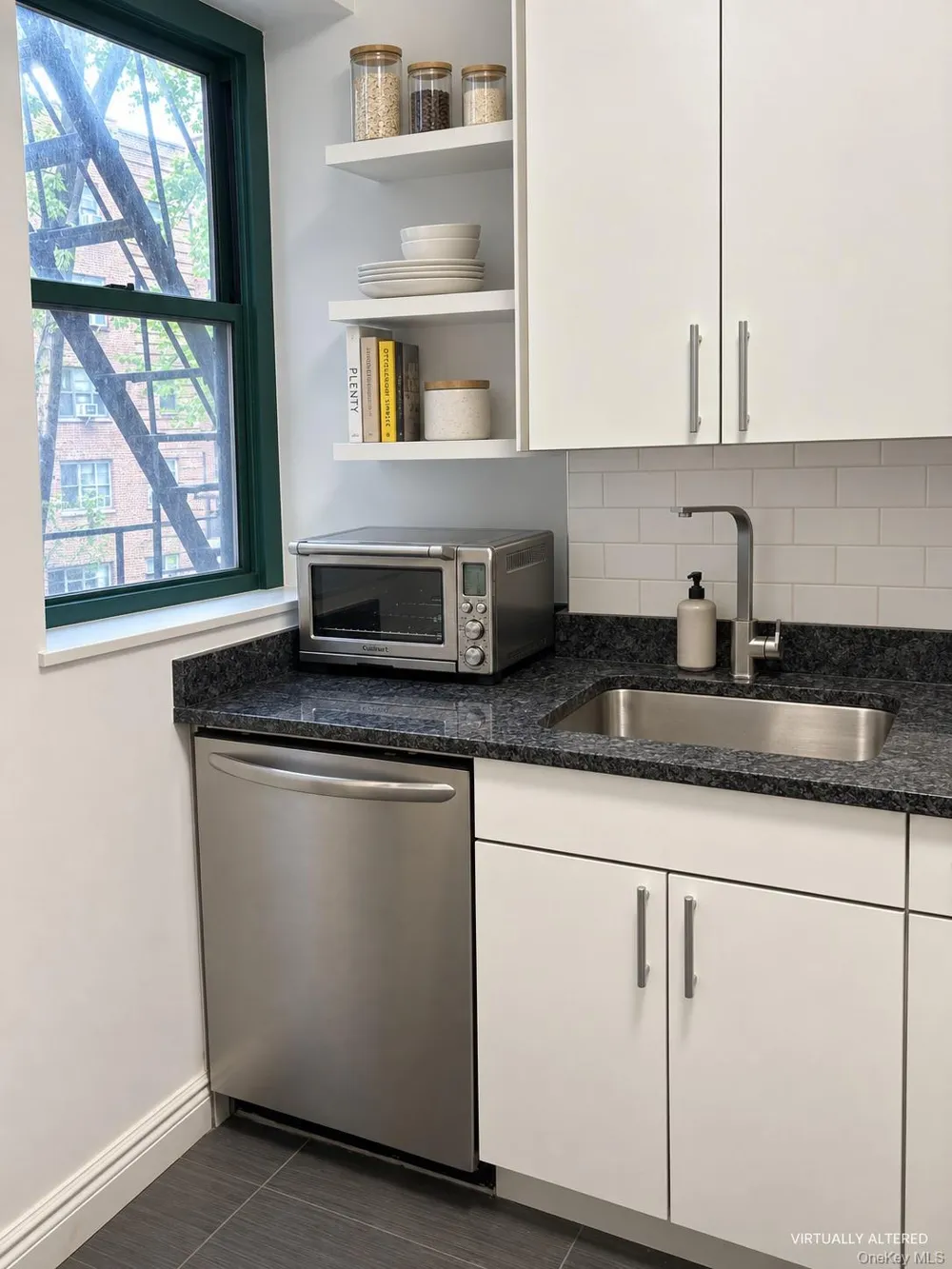 34-21 78th Street #3F Jackson Heights, NY 11372
