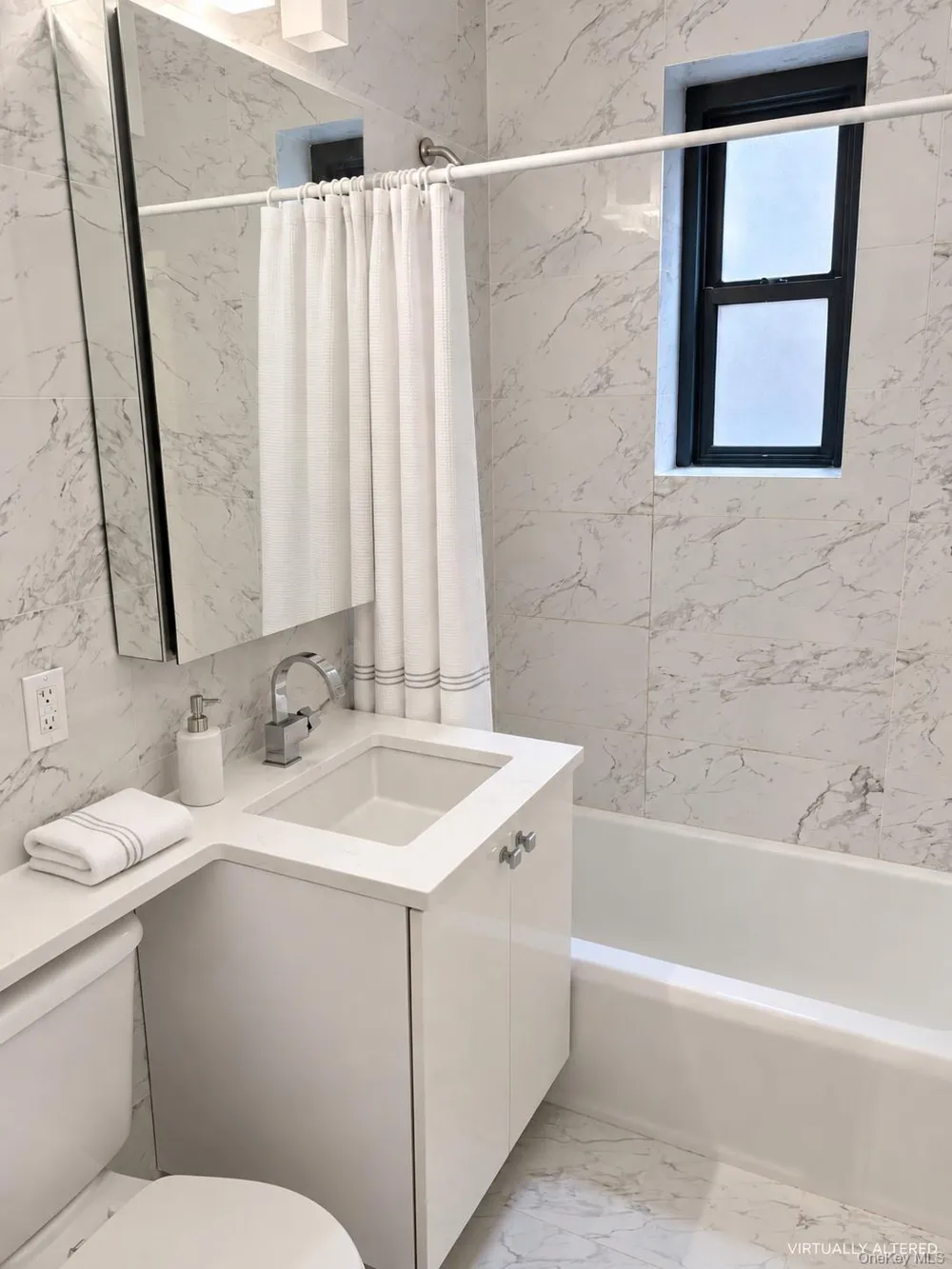 34-21 78th Street #3F Jackson Heights, NY 11372