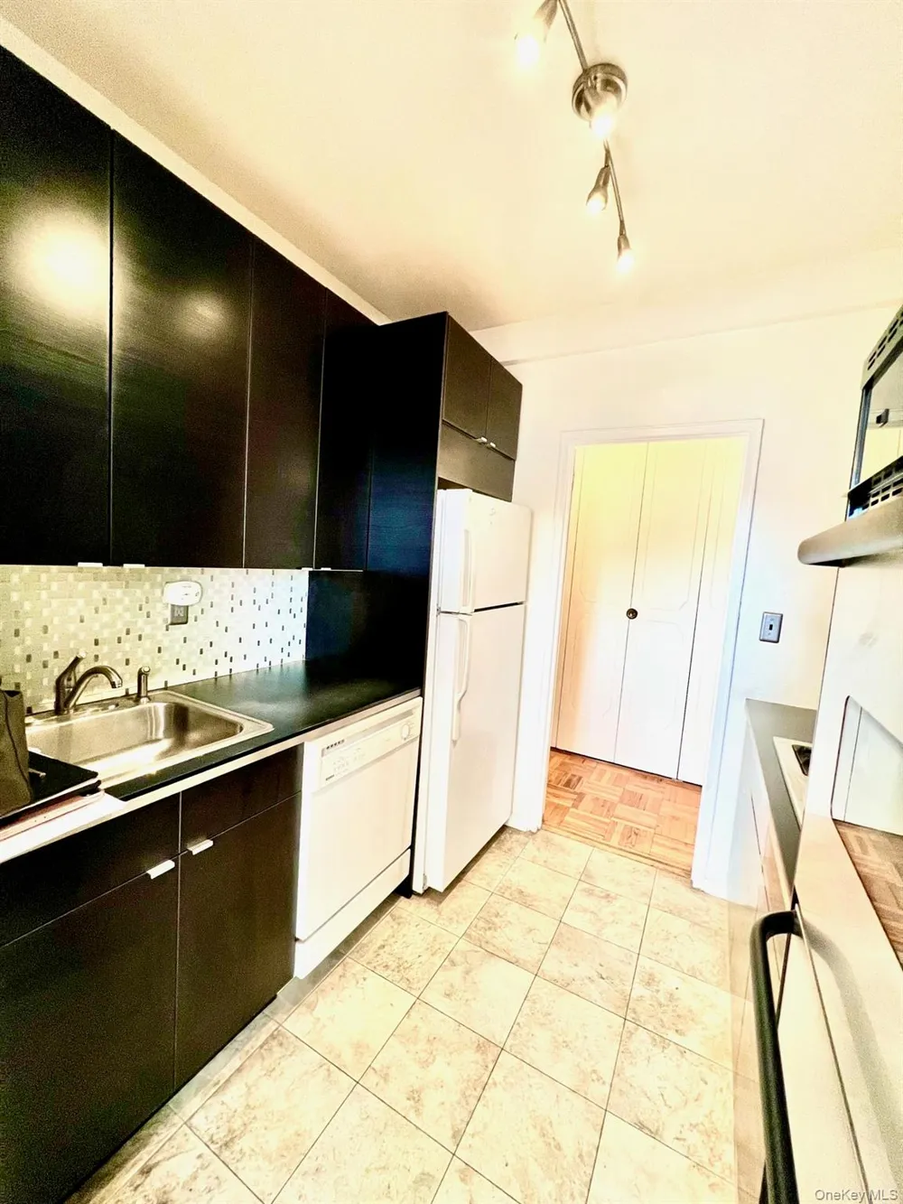 10 Lake Street #2K White Plains, NY 10603