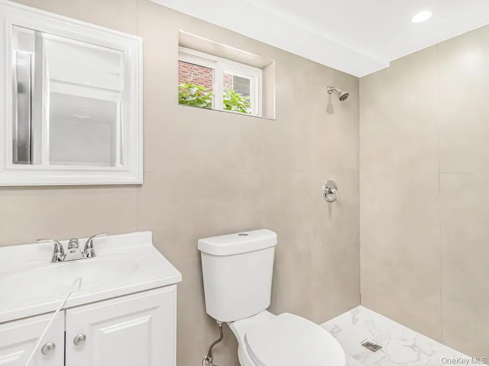 560 Linden Boulevard Brooklyn, NY 11203