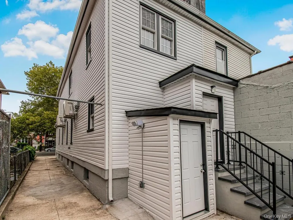 560 Linden Boulevard Brooklyn, NY 11203