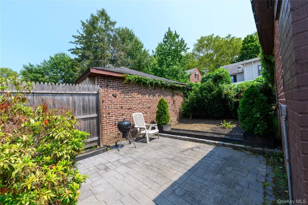 27-19 167 STREET Flushing, NY 11358