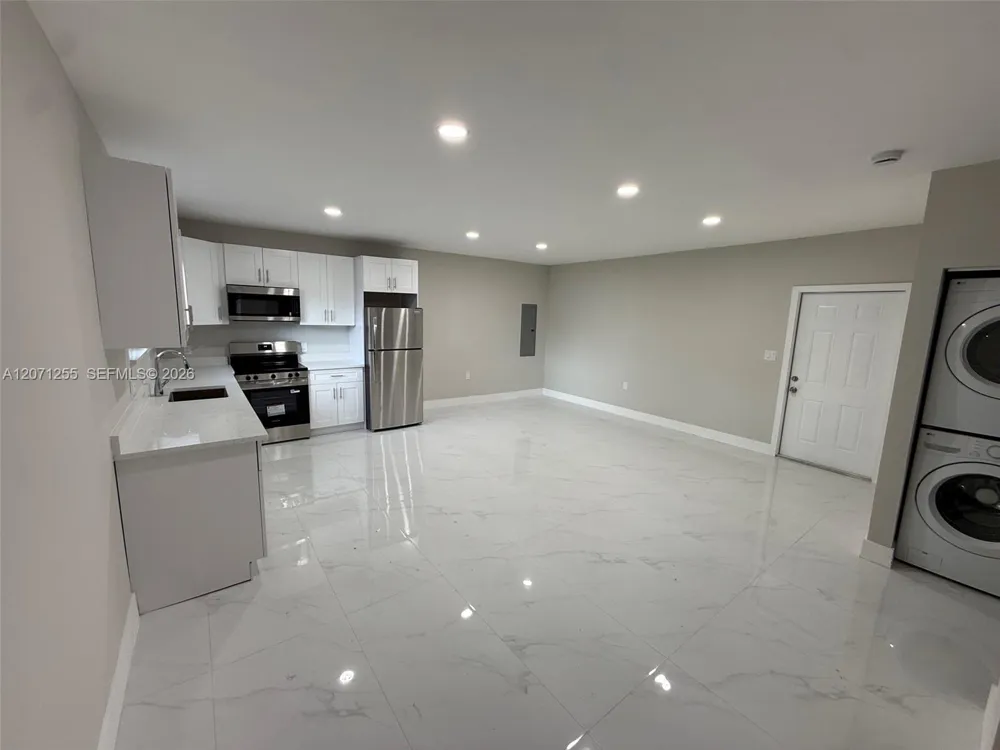 17690 NE 19th Ave #0 North Miami Beach, FL 33162