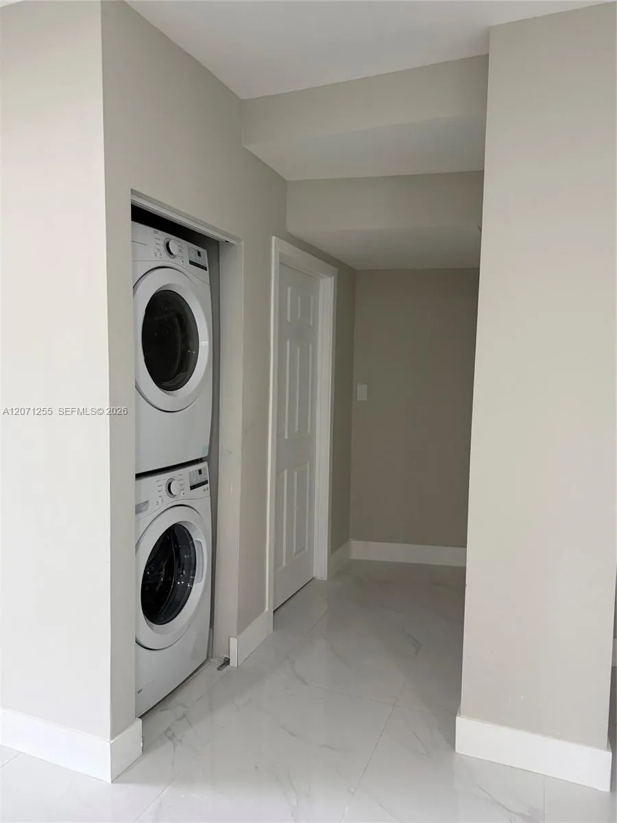 17690 NE 19th Ave #0 North Miami Beach, FL 33162