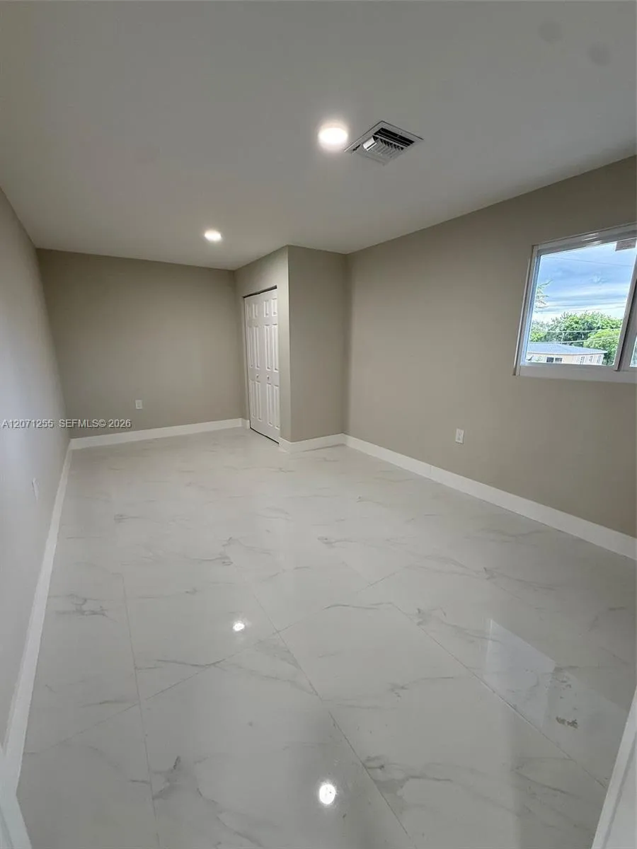 17690 NE 19th Ave #0 North Miami Beach, FL 33162