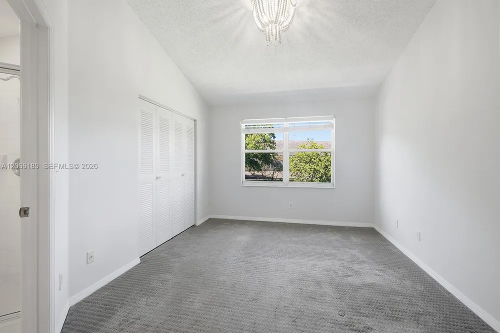 12135 SW 3rd St Pembroke Pines, FL 33025