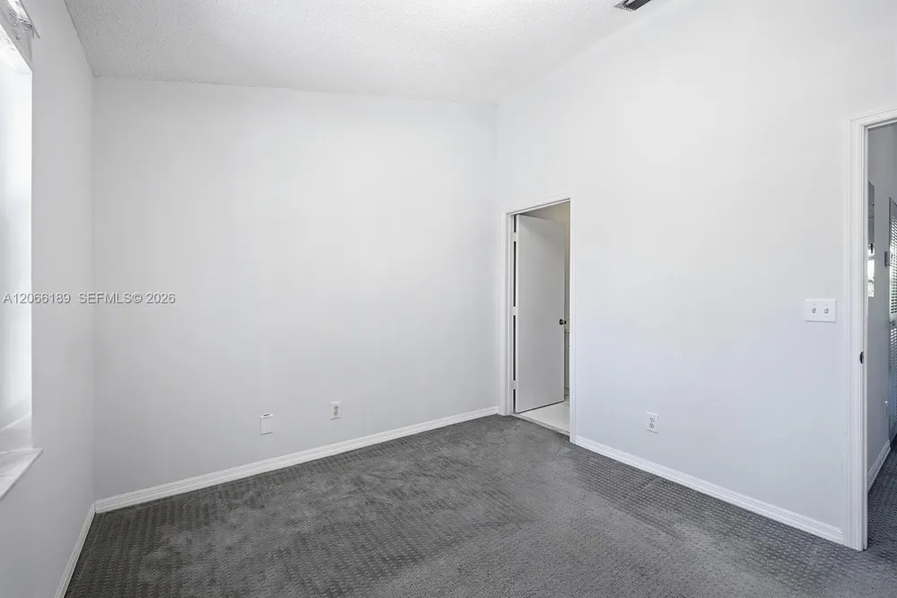 12135 SW 3rd St Pembroke Pines, FL 33025