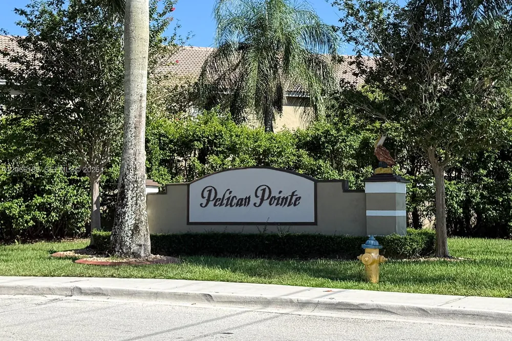 12135 SW 3rd St Pembroke Pines, FL 33025