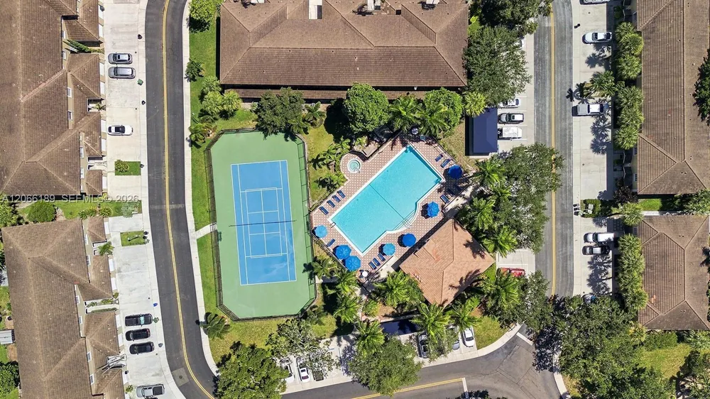 12135 SW 3rd St Pembroke Pines, FL 33025