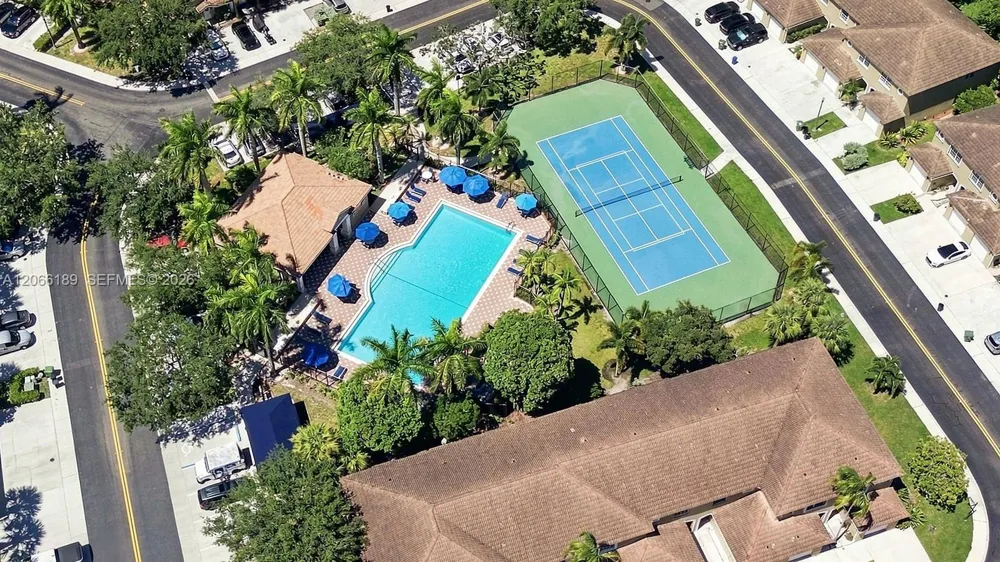 12135 SW 3rd St Pembroke Pines, FL 33025
