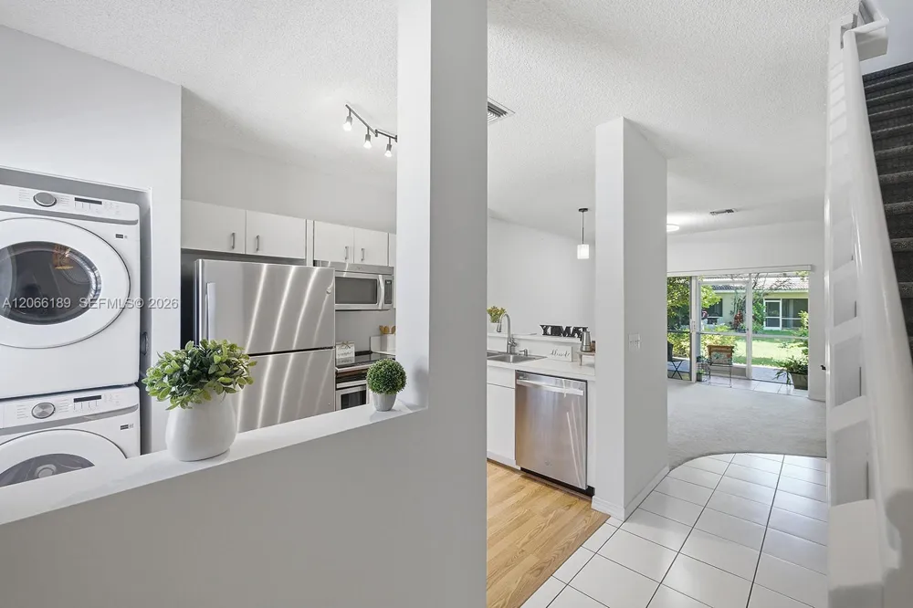 12135 SW 3rd St Pembroke Pines, FL 33025