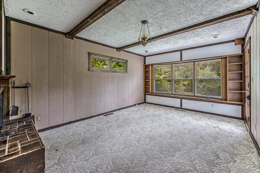 7682 Michigan State Road 52 Manchester, MI 48158