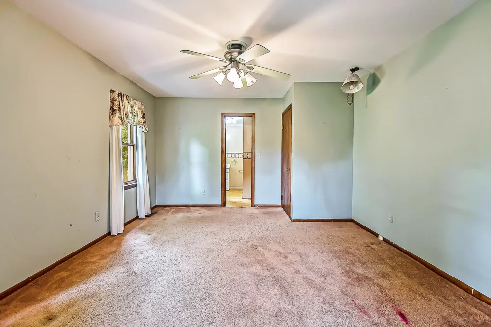 7682 Michigan State Road 52 Manchester, MI 48158