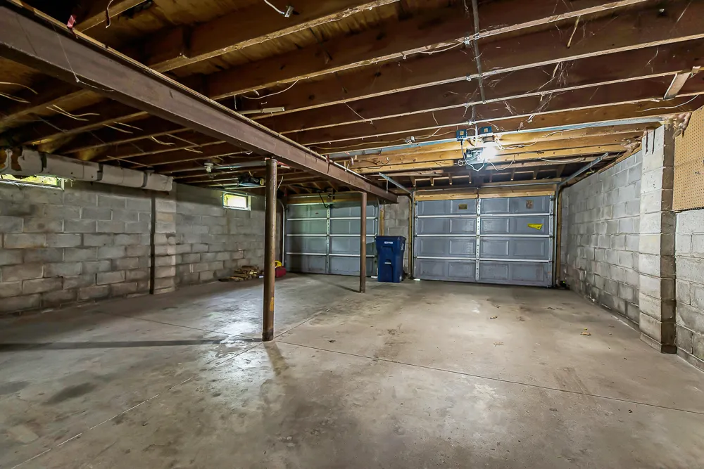 7682 Michigan State Road 52 Manchester, MI 48158