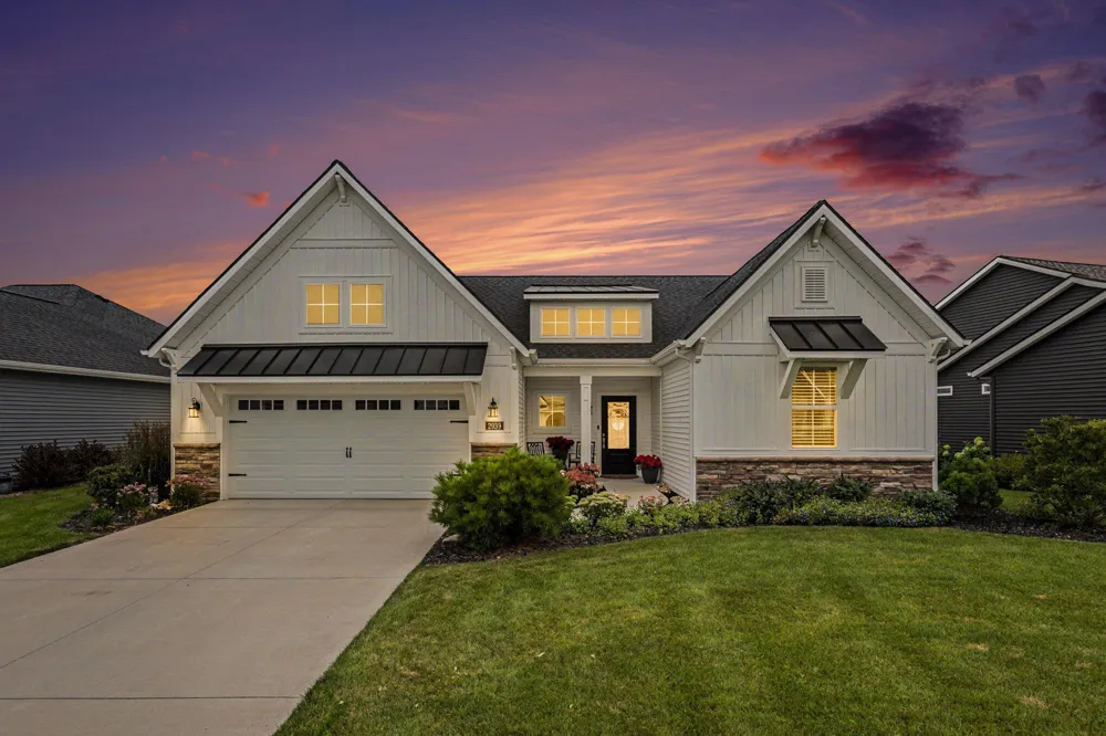 2939 Isle Water Drive Belmont, MI 49306