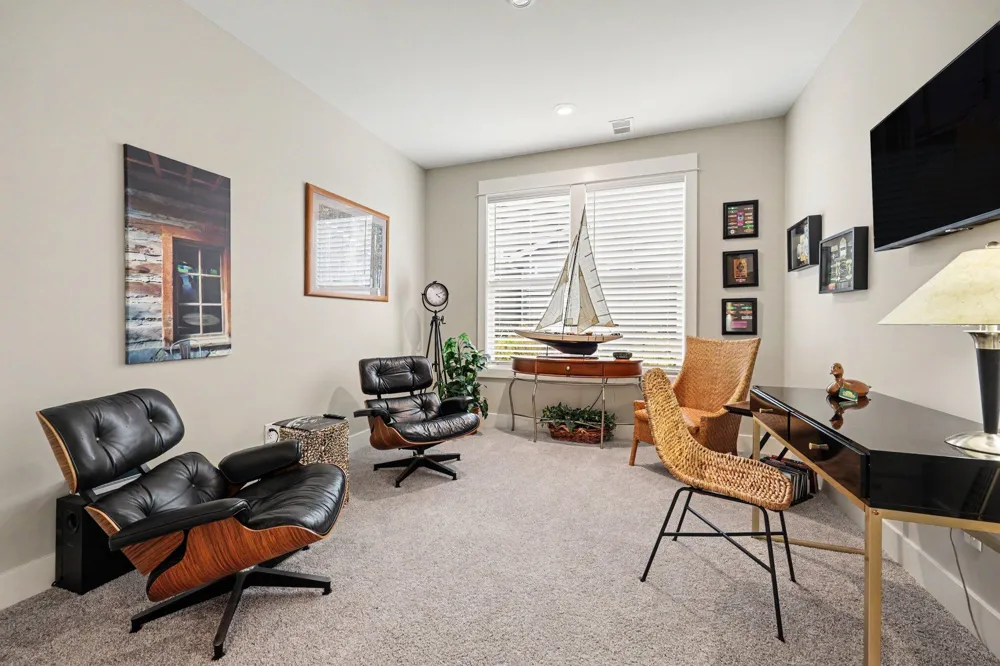 2939 Isle Water Drive Belmont, MI 49306