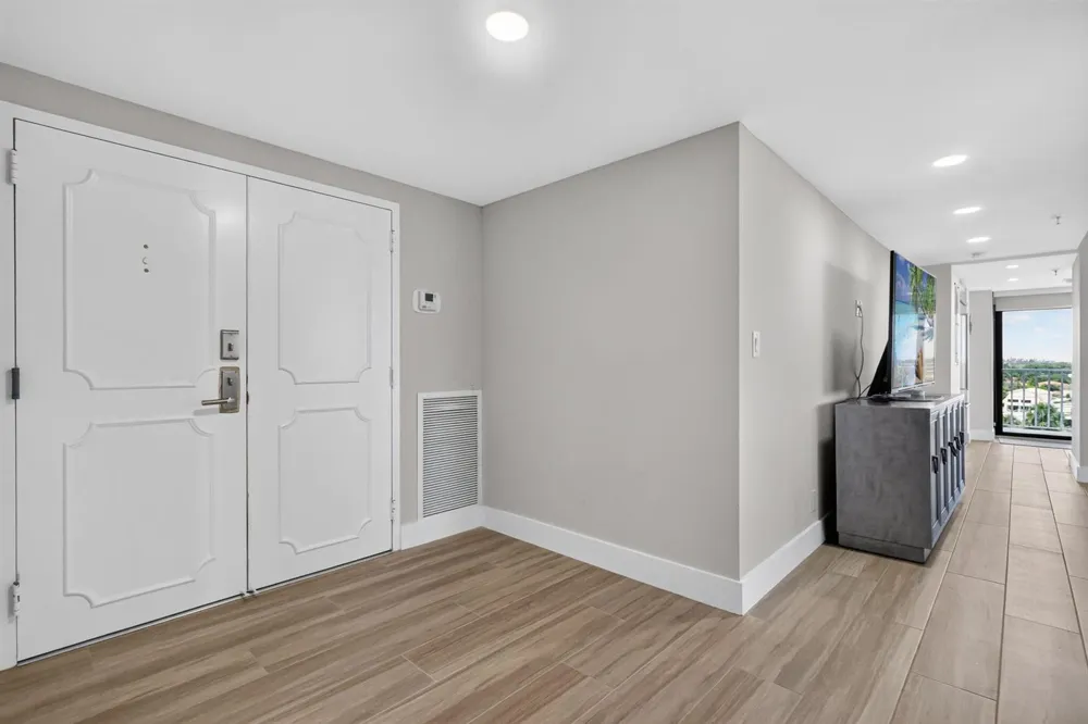2917 S Ocean Boulevard #401 Highland Beach, FL 33487