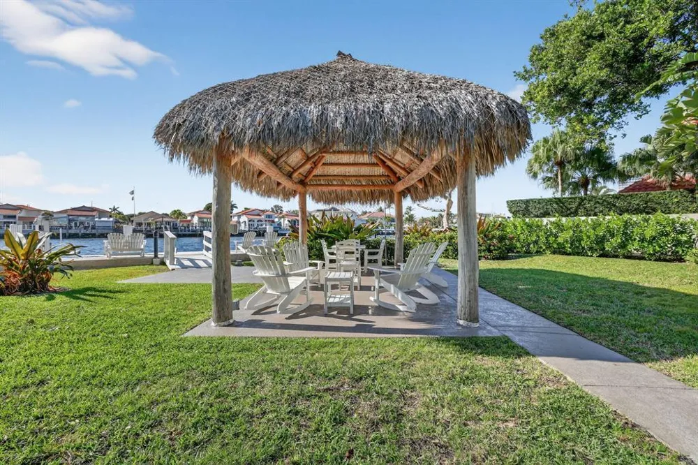 2917 S Ocean Boulevard #401 Highland Beach, FL 33487