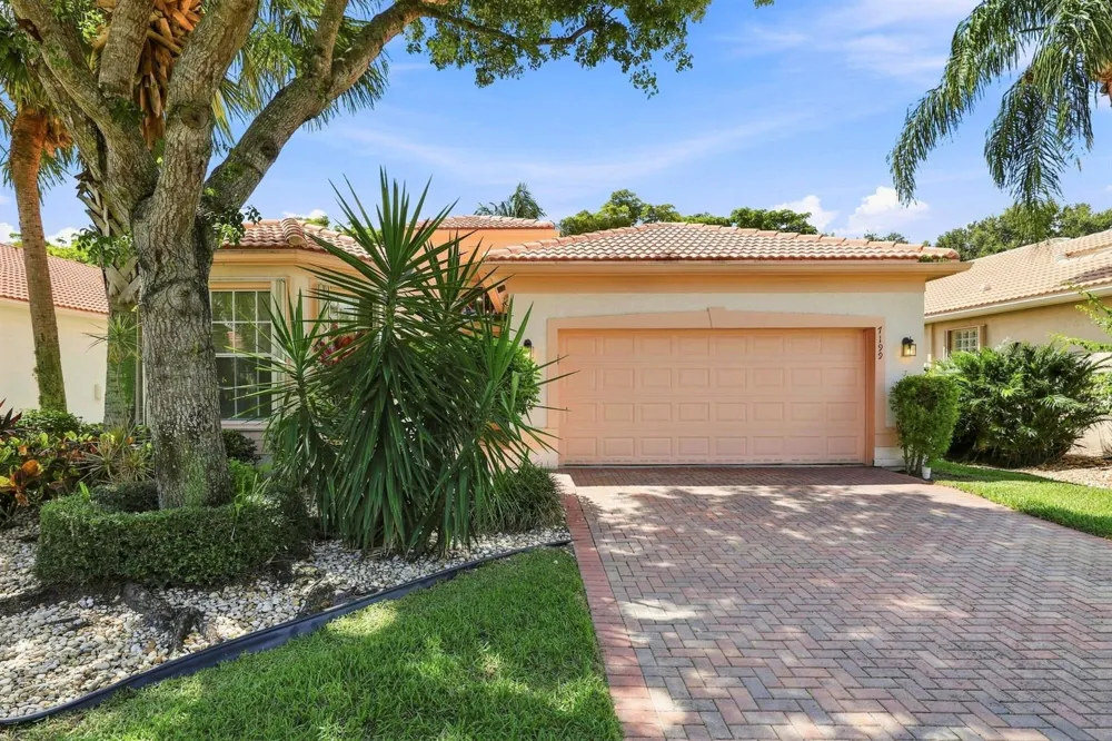 7199 Imperial Beach Circle Delray Beach, FL 33446