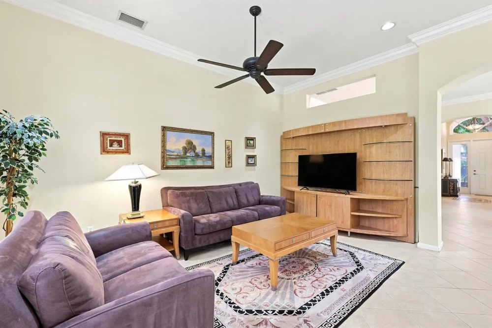 7199 Imperial Beach Circle Delray Beach, FL 33446