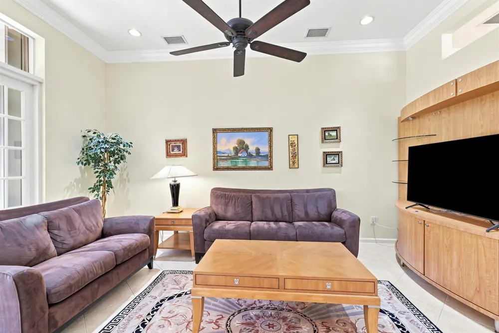 7199 Imperial Beach Circle Delray Beach, FL 33446