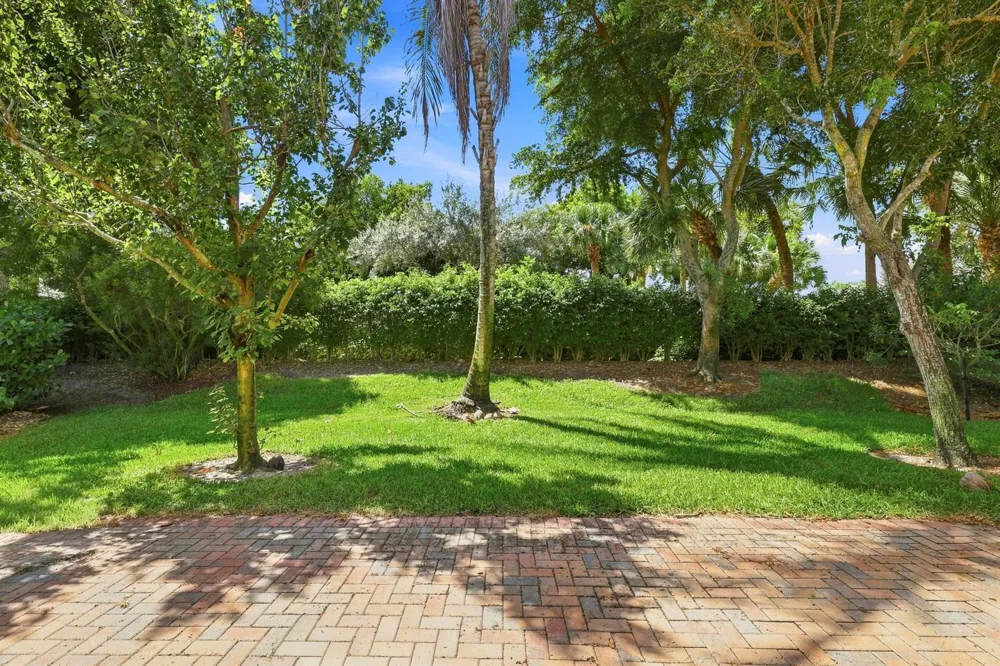 7199 Imperial Beach Circle Delray Beach, FL 33446