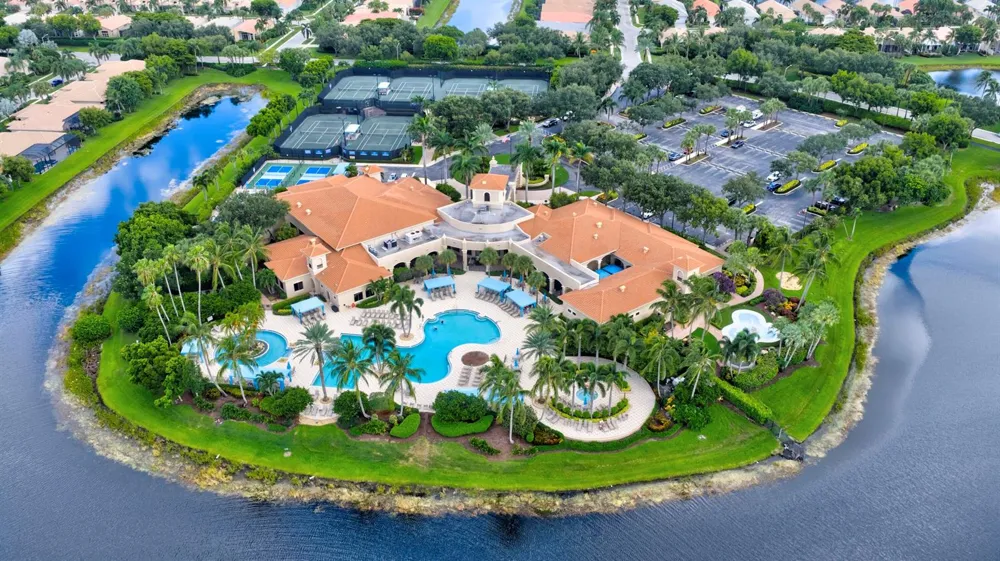 7199 Imperial Beach Circle Delray Beach, FL 33446