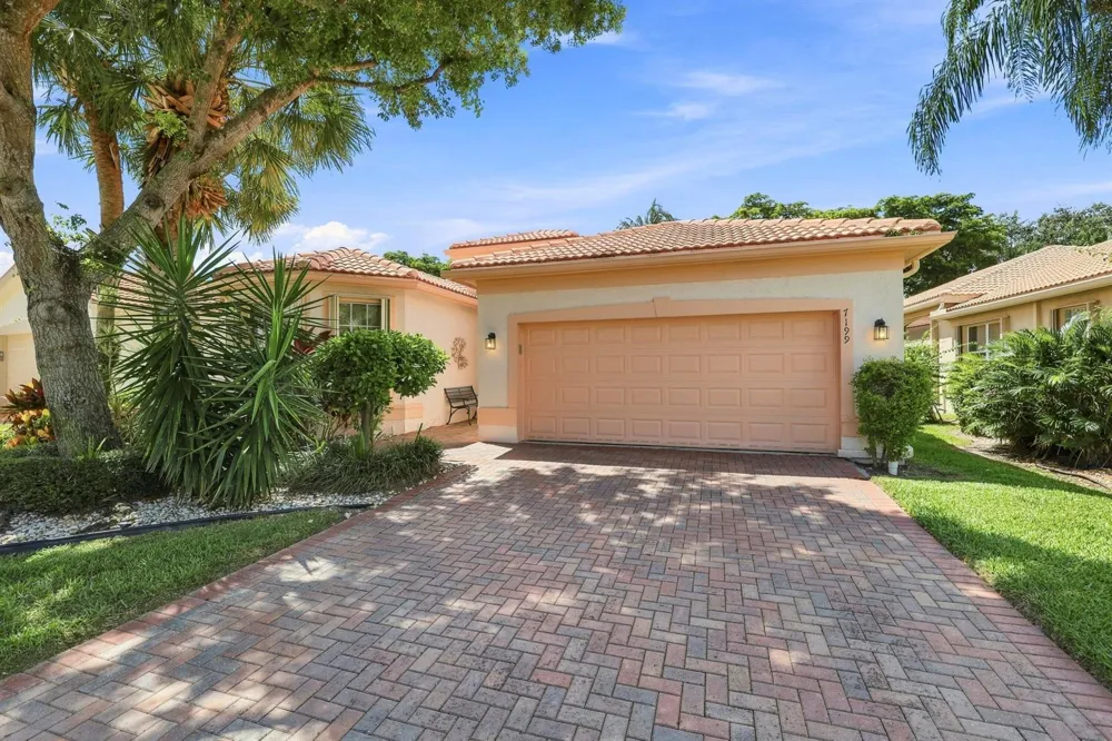 7199 Imperial Beach Circle Delray Beach, FL 33446