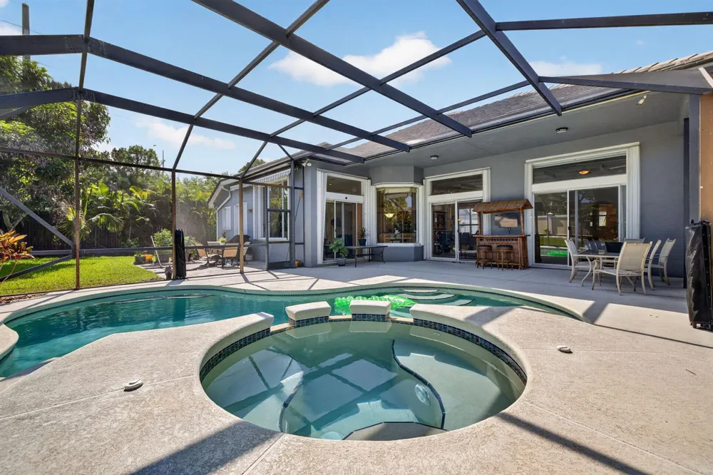 755 SW RIVER BEND CIRCLE Stuart, FL 34997