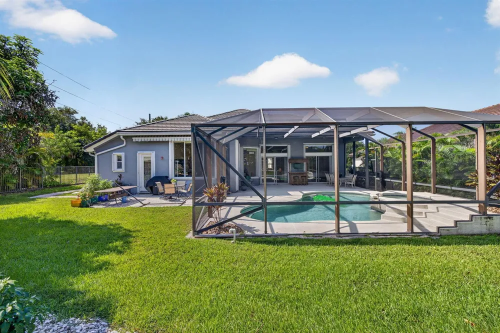 755 SW RIVER BEND CIRCLE Stuart, FL 34997