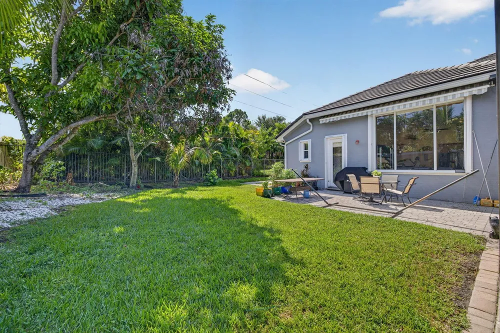 755 SW RIVER BEND CIRCLE Stuart, FL 34997