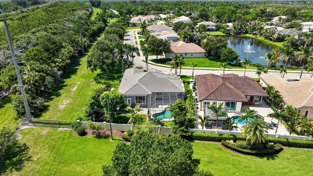 755 SW RIVER BEND CIRCLE Stuart, FL 34997