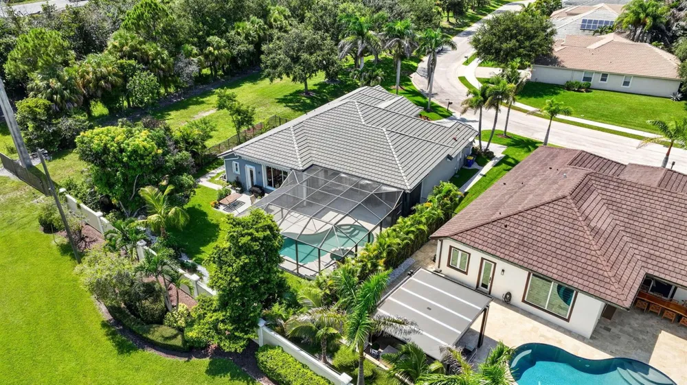 755 SW RIVER BEND CIRCLE Stuart, FL 34997