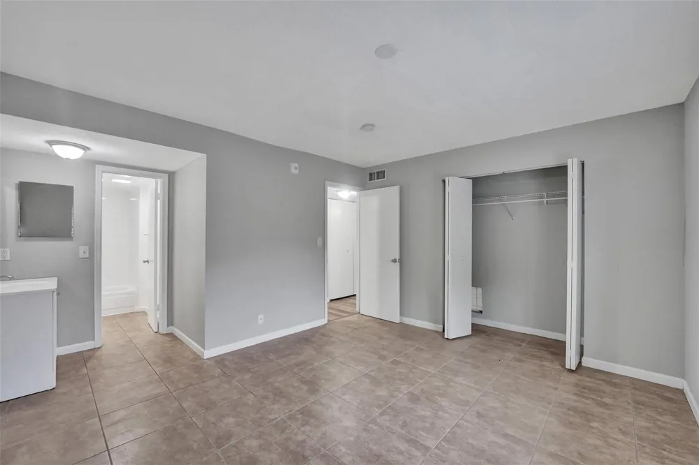 555 SE 8TH STREET #252 Deerfield Beach, FL 33441