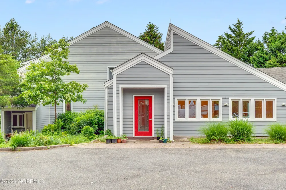 2306 Ramshorn Drive Allenwood, NJ 08720