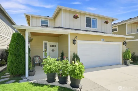 613 Stacey Place