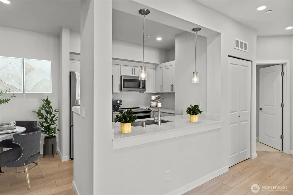 1970 SE 12th Court #D-201 North Bend, WA 98045