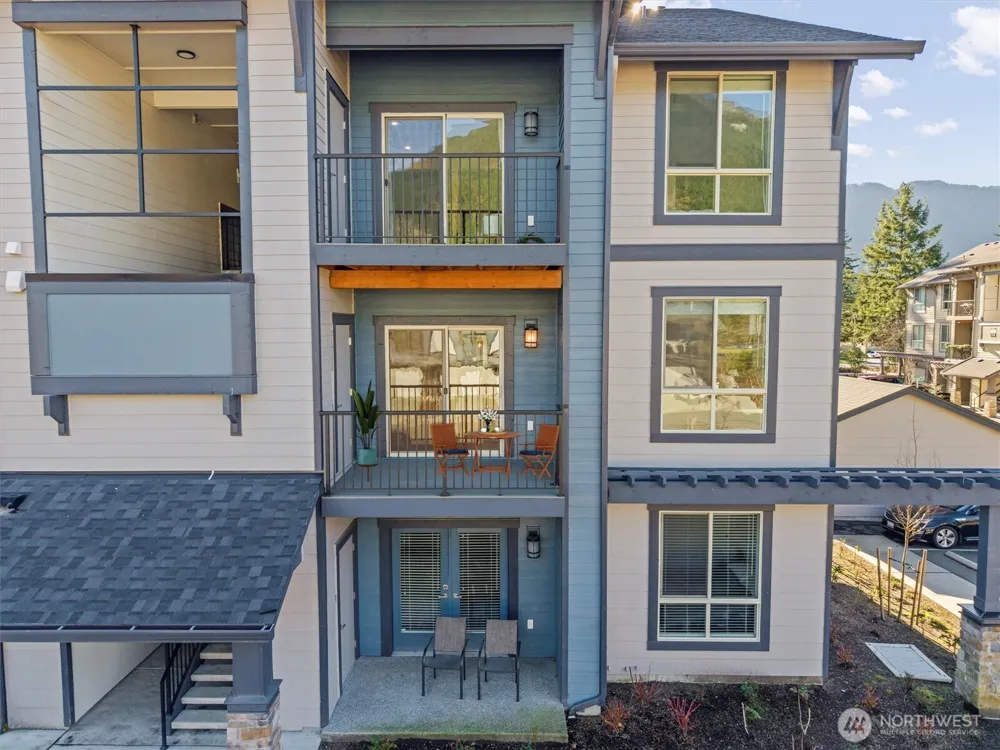 1970 SE 12th Court #D-201 North Bend, WA 98045